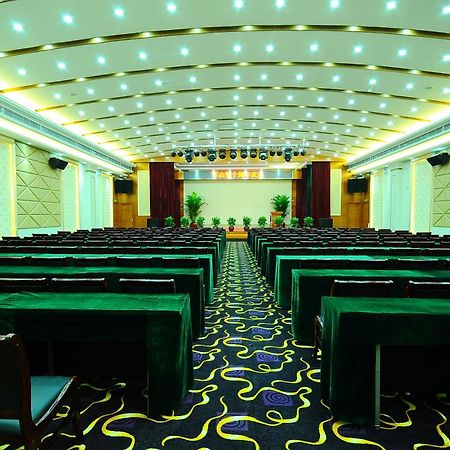 Guangzhou Junshan Hotel - Shuttle Bus For Canton Fair Exteriör bild