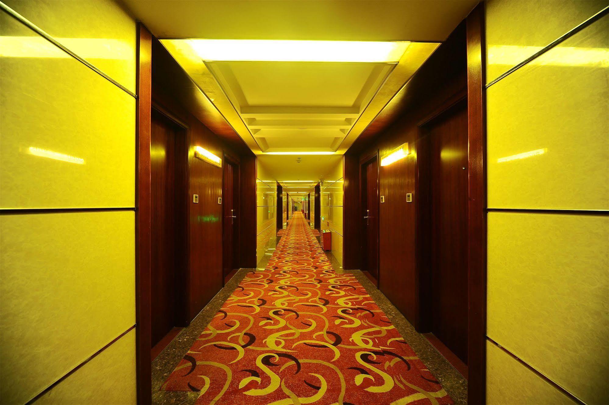 Guangzhou Junshan Hotel - Shuttle Bus For Canton Fair Exteriör bild