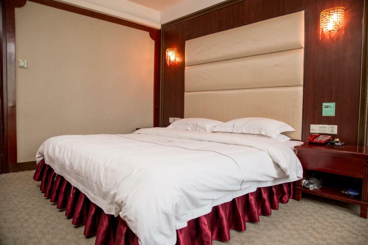 Guangzhou Junshan Hotel - Shuttle Bus For Canton Fair Exteriör bild